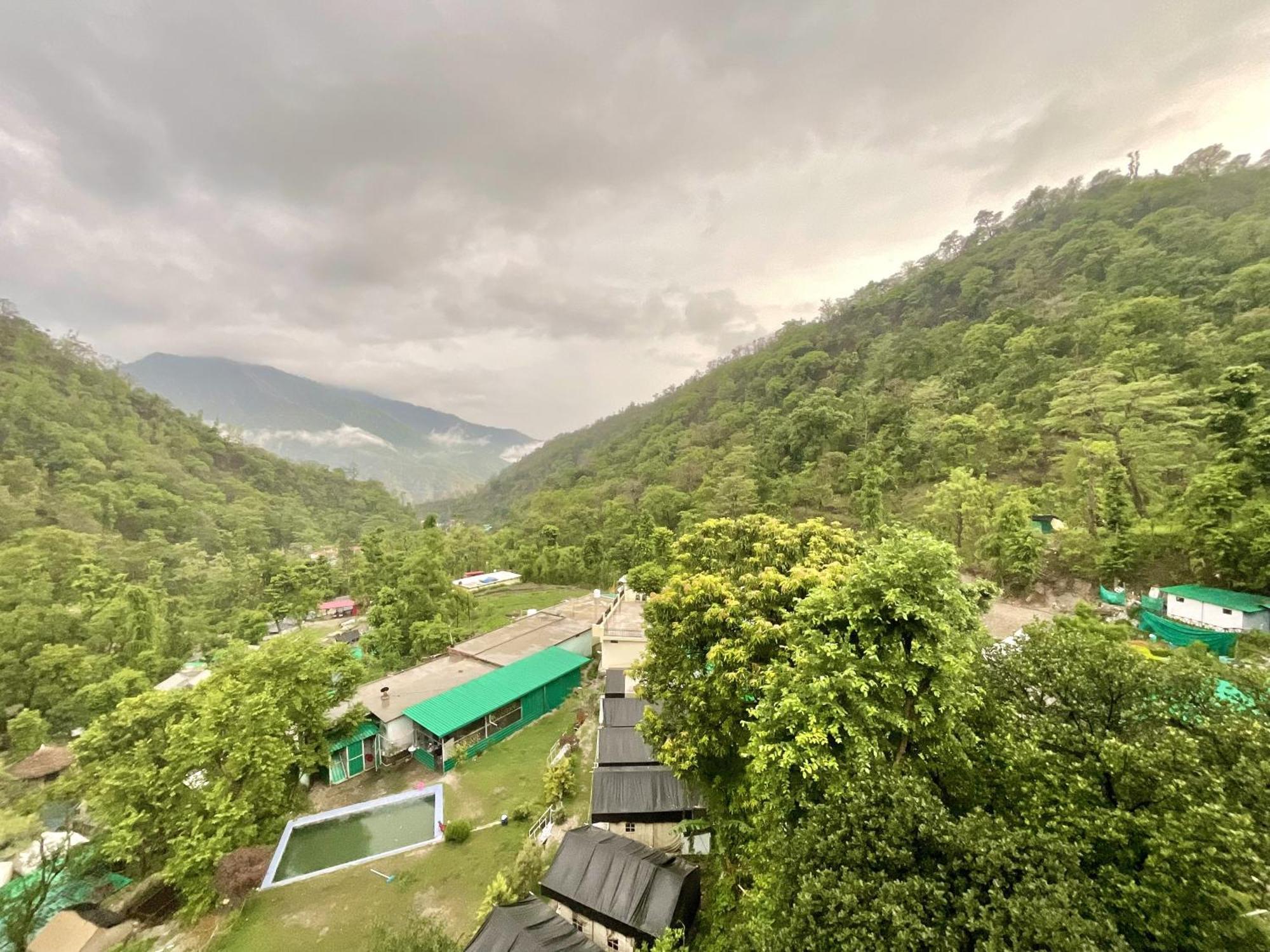 Rudram Aura X One Light Stays Rishikesh Exterior photo